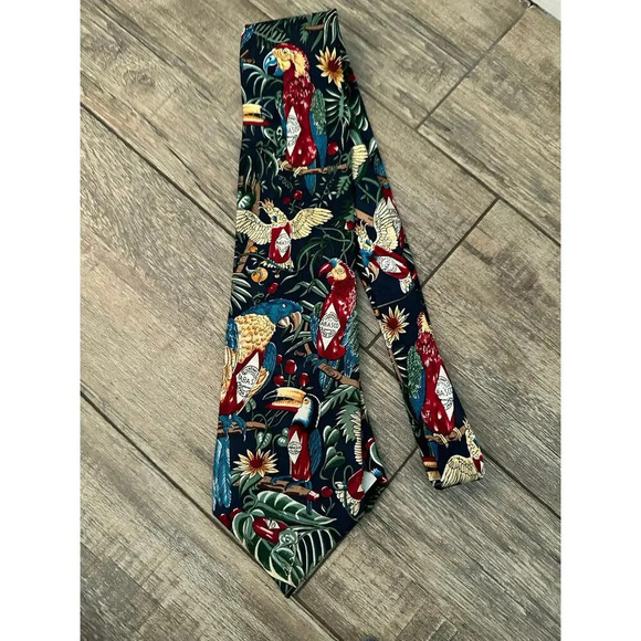 Tabaso Multicolor 100% Silk Tropical Parrot Print Neck Tie - Picture 1 of 3